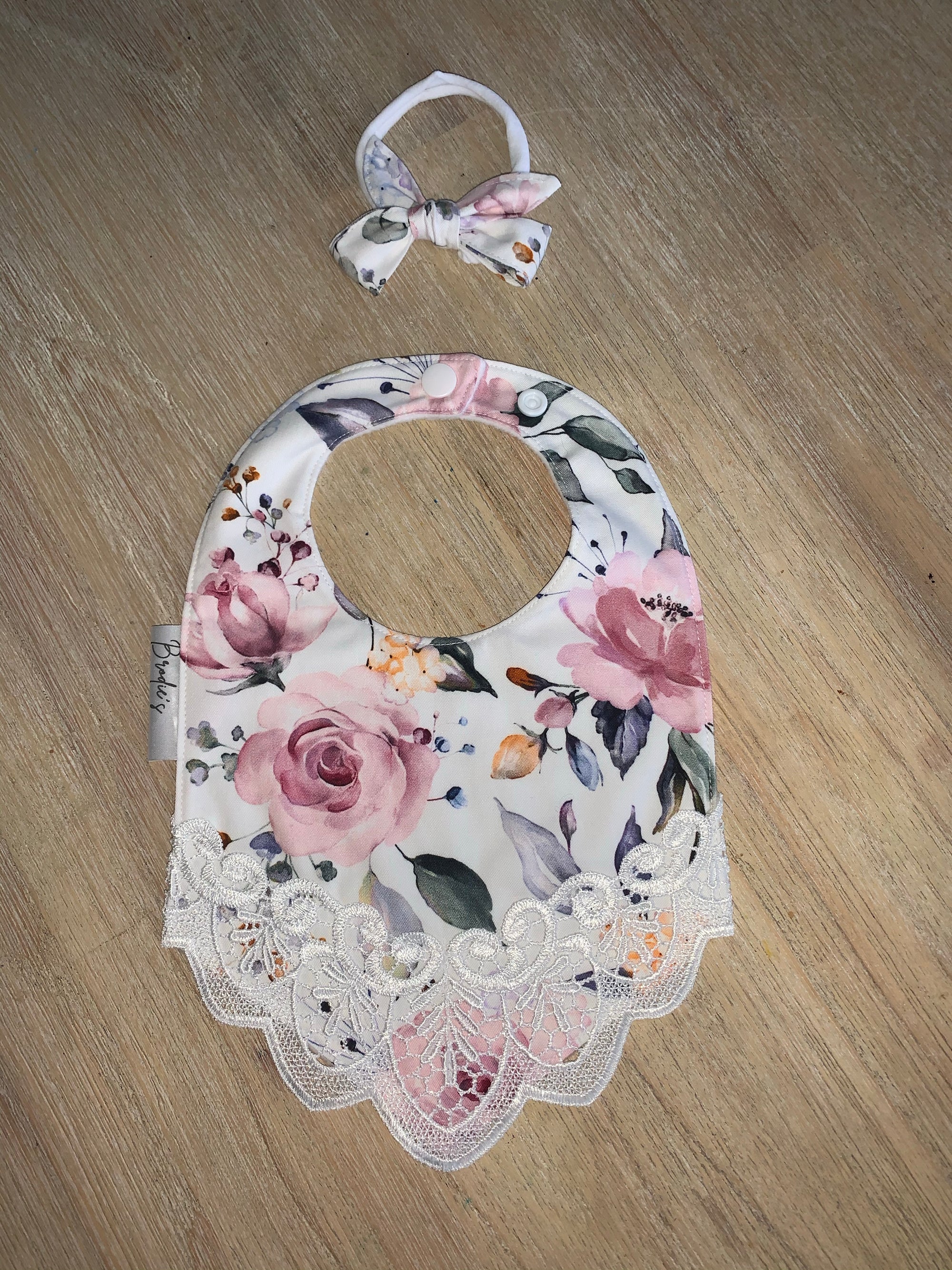 Handmade White Floral Lace Bib and Bow Set